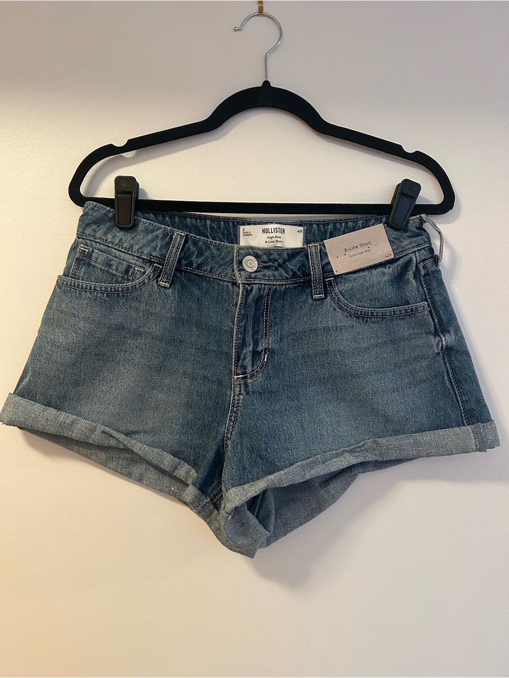 Hollister Curvy High Rise A-Line Short Mid-Light Blue w/ Cuffs